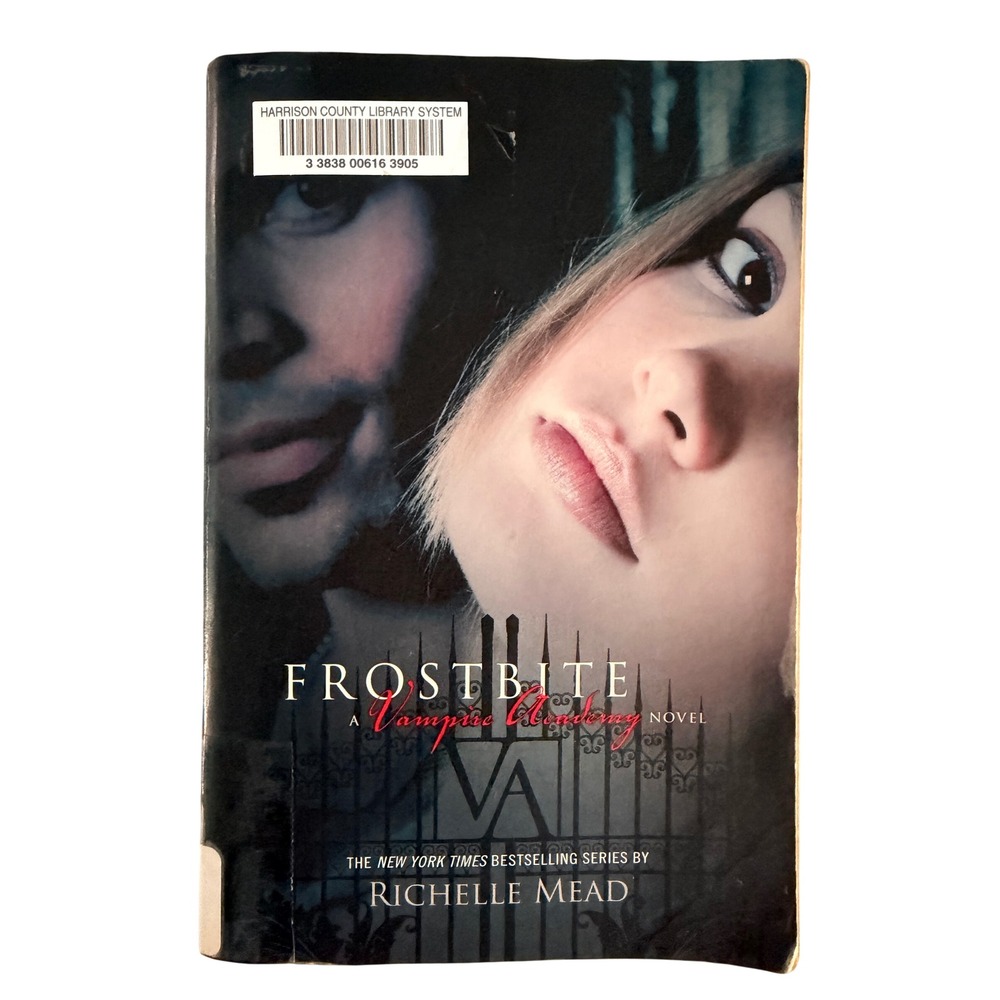 Frostbite Vampire Academy Book 2 Richelle Mead Paperback Young Adult Fiction